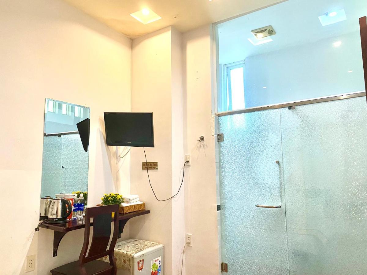 Mes Hotel - Ngay Ben Ninh Kieu Can Tho Bagian luar foto