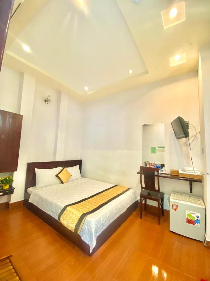 Mes Hotel - Ngay Ben Ninh Kieu Can Tho Bagian luar foto