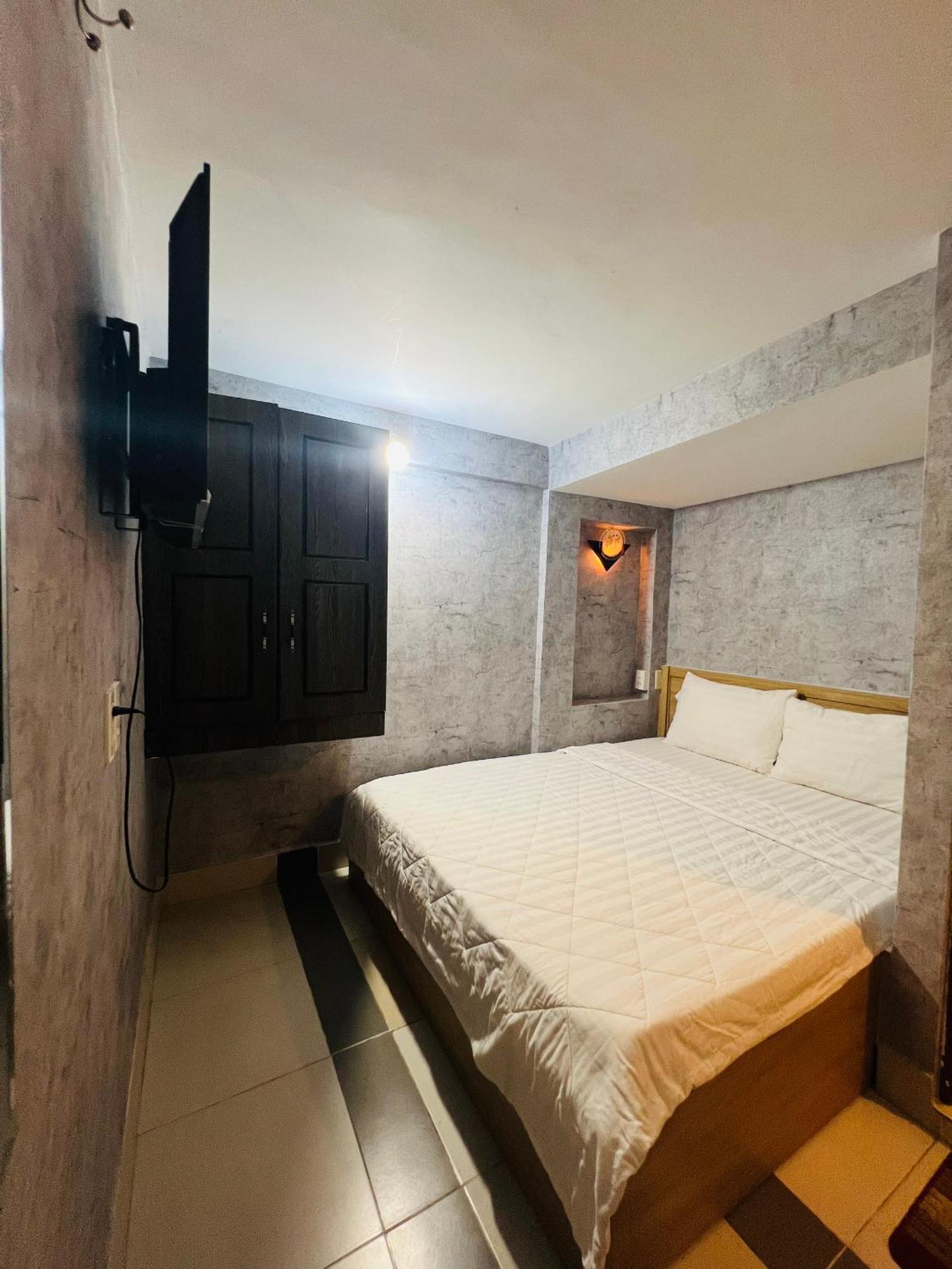 Mes Hotel - Ngay Ben Ninh Kieu Can Tho Bagian luar foto