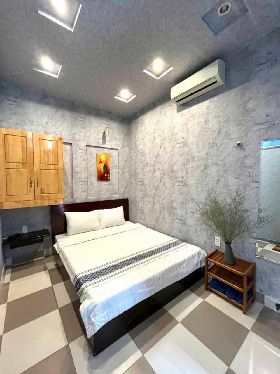Mes Hotel - Ngay Ben Ninh Kieu Can Tho Bagian luar foto