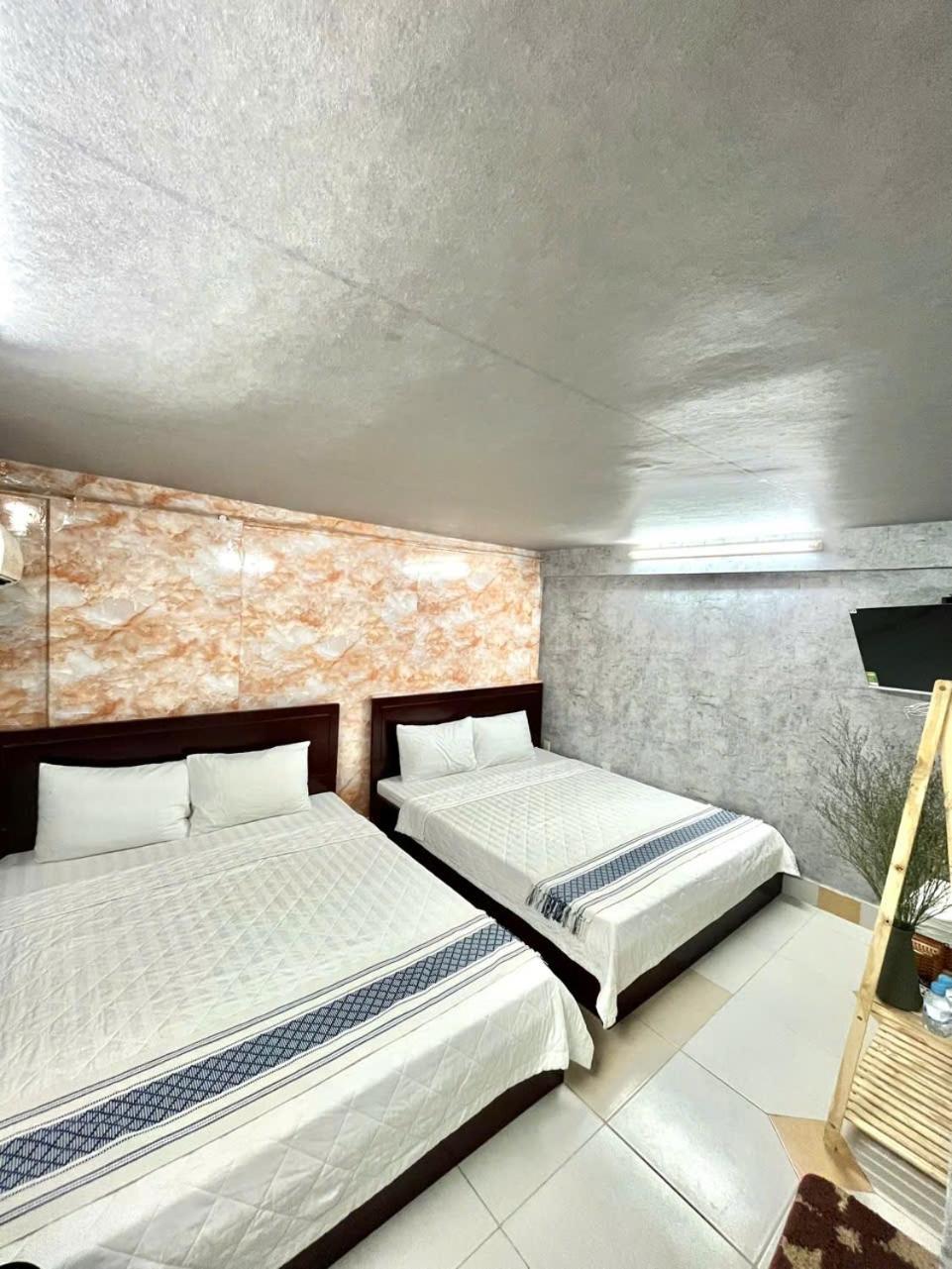 Mes Hotel - Ngay Ben Ninh Kieu Can Tho Bagian luar foto